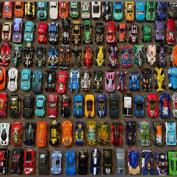 Bundle of 20 Hot Wheels Car for, $15.00
Pre Owned ( Mattel) - Picture 16 of 16